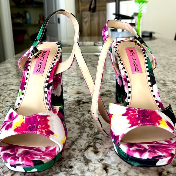 Betsey Johnson Shoes - Betsy Johnson heels